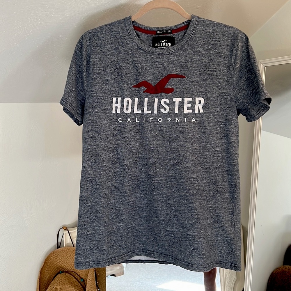 Hollister T-shirt M